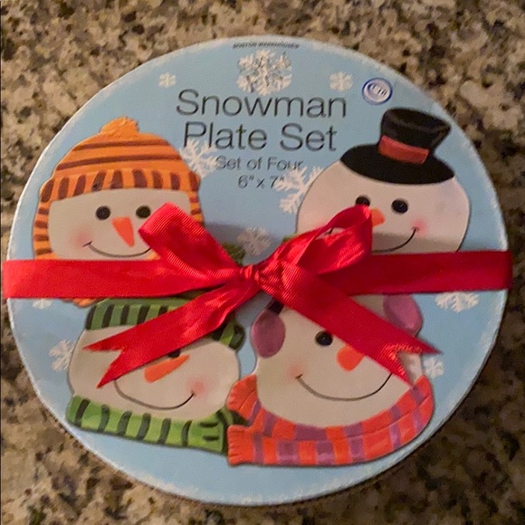 ‘Snow Much Fun’ Brand Snowman Plate Set of 4 - Picture 1 of 5